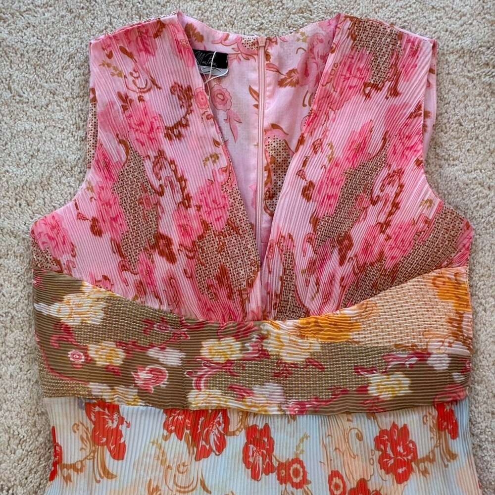 NEW Dalia MacPhee Floral Pastel Multi V-Neck Pleated Midi Dress Pink Size L - Picture 4 of 15